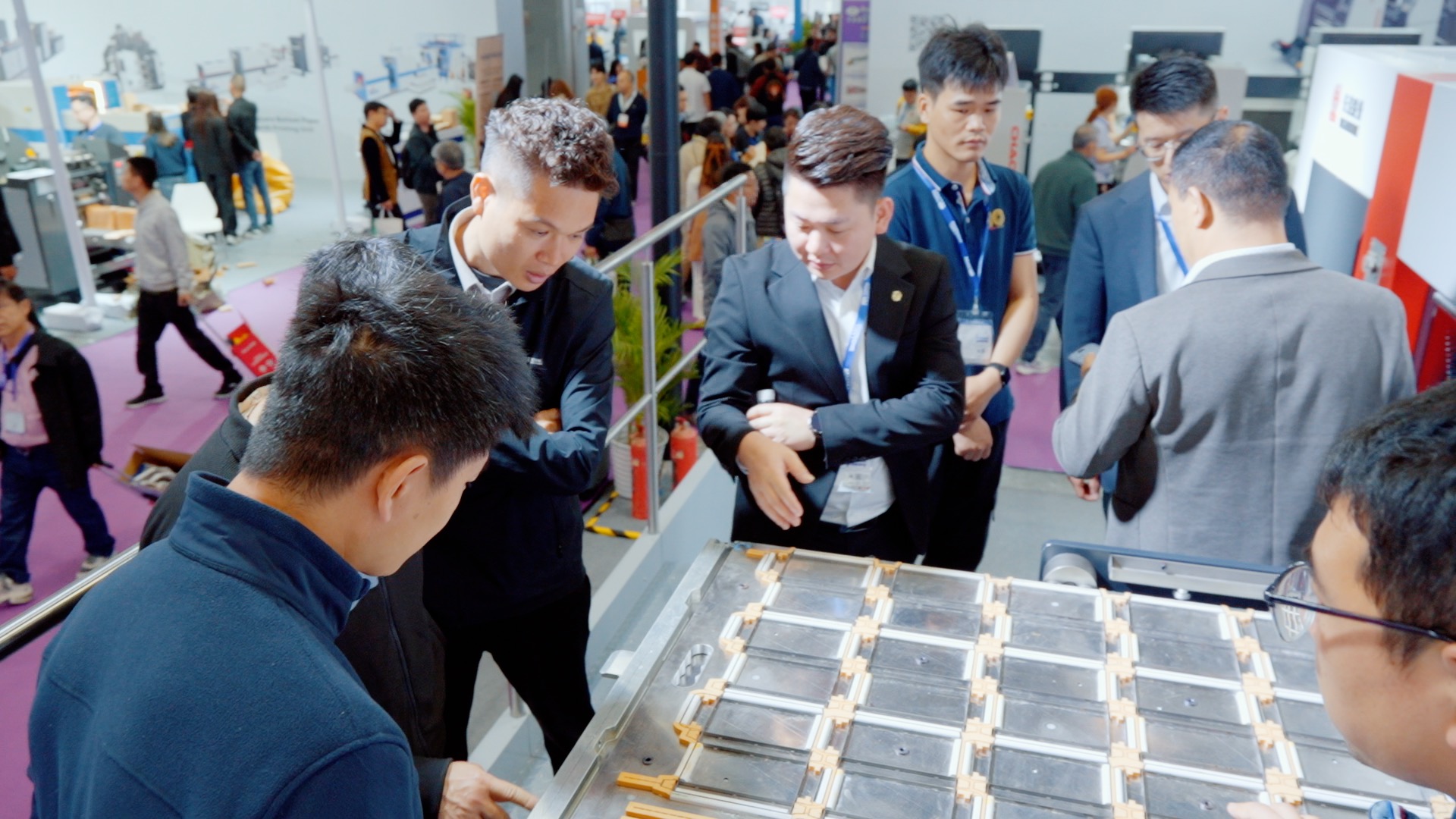 聚焦华南展｜pp电子模拟器产品+智能化双赋能，有恒新品亮相，展台热度拉满